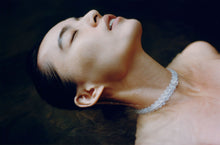 Load image into Gallery viewer, 炽火 Flamme Dansante Filigree Choker With Fresh Water Pearl