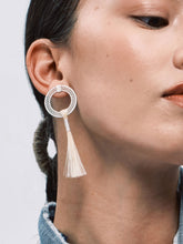 Load image into Gallery viewer, DISTANT HANDS Single Hoop Horsehair Earrings