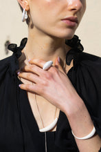 Load image into Gallery viewer, MOTHER SHELL silver ring