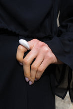 Load image into Gallery viewer, MOTHER SHELL silver ring