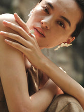 Load image into Gallery viewer, La Source WUTUO Cuff & Earrings