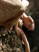 Load image into Gallery viewer, Special Piece To Nadette / Flame Ring with Fresh Water Pearl