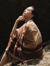 Load image into Gallery viewer, 炽火 Flamme Dansante Filigree Ring With Fresh Water Pearl