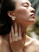 Load image into Gallery viewer, La Source Double WUTUO Earrings