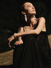 Load image into Gallery viewer, ⼤地LE CONTINENT KNITTED BRACELET WITH FRESH WATER PEARL