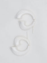 Load image into Gallery viewer, MOTHER SHELL silver earrings