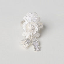 Load image into Gallery viewer, 穗SUI-Flower shaped silver rings with fish and bloom hangings