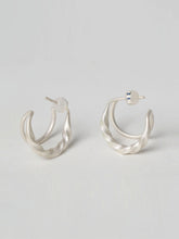 Load image into Gallery viewer, ⼤地LE CONTINENT DOUBLE HOOKS CUFF & EARRINGS