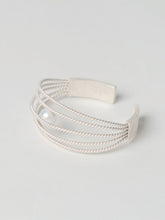 Load image into Gallery viewer, ⼤地LE CONTINENT KNITTED BRACELET WITH FRESH WATER PEARL