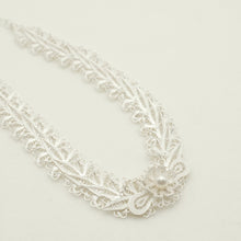Load image into Gallery viewer, 炽火 Flamme Dansante Filigree Choker With Fresh Water Pearl