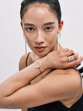 Load image into Gallery viewer, DISTANT HANDS Filigree Red String Bracelet