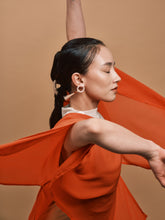 Load image into Gallery viewer, DISTANT HANDS Single Hoop Horsehair Earrings