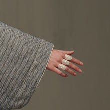 Load image into Gallery viewer, 铜鼓TONGU-Bronze drum and flower pattern silver rings with filigree technique