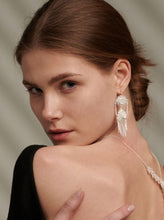 Load image into Gallery viewer, 叠DIE - silver earrings with knitting flower and hanging strings