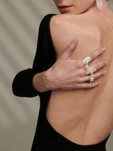 Load image into Gallery viewer, 穗SUI-Flower shaped silver rings with fish and bloom hangings