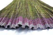 Load image into Gallery viewer, 绣XIU- Vintage Pleated skirt with decorative embroidery border