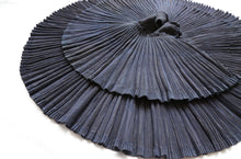 Load image into Gallery viewer, 绣XIU- Miao Vintage Black Pleated Skirt