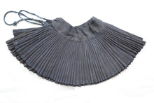 Load image into Gallery viewer, 绣XIU- Miao Vintage Black Pleated Skirt