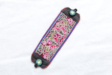 Load image into Gallery viewer, 绣XIU- Folded Silk Appliqué & Knots Bracelet