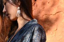 Load image into Gallery viewer, 叠DIE - silver earrings with knitting flower and hanging strings