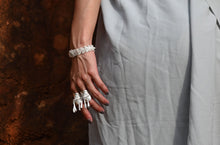 Load image into Gallery viewer, 穗SUI- Handmade silver ring with bell-shaped hangings and embossed bee pattern