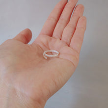 Load image into Gallery viewer, 衡HENG- Gender neutral minimal hammer pattern ring