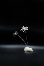 Load image into Gallery viewer, 冠GUAN - Spiral flower shaped earrings