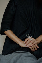 Load image into Gallery viewer, 冠GUAN- Miao crown ring set