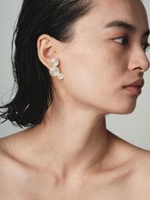 Load image into Gallery viewer, La Source Elf WUTUO Cuff &amp; Earrings
