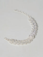 Load image into Gallery viewer, 湛ZHAN (exceptional collection) - Splendid knitting bracelet with leaf shaped chain
