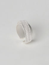 Load image into Gallery viewer, 炽火 Flamme Dansante Filigree Cross Ring
