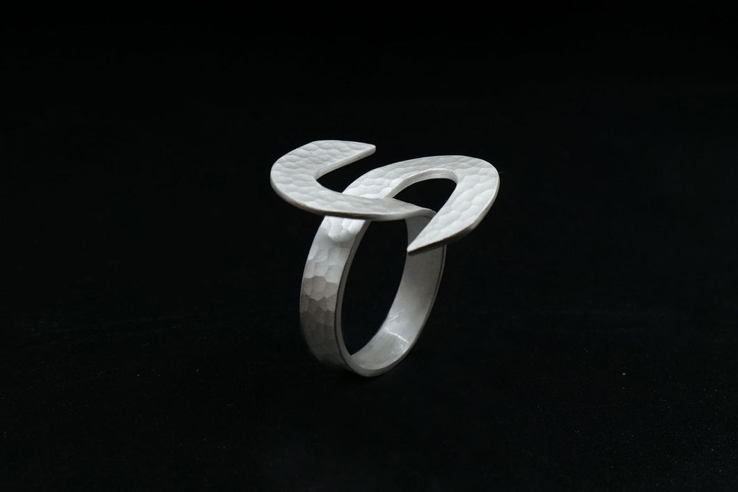 衡HENG- WUQIONG infinity hammer ring