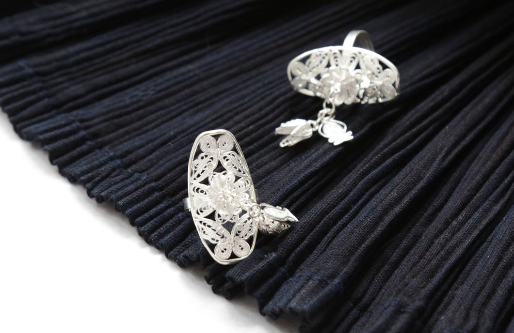 穗SUI- Knitting silver rings with fish and bloom shaped hangings